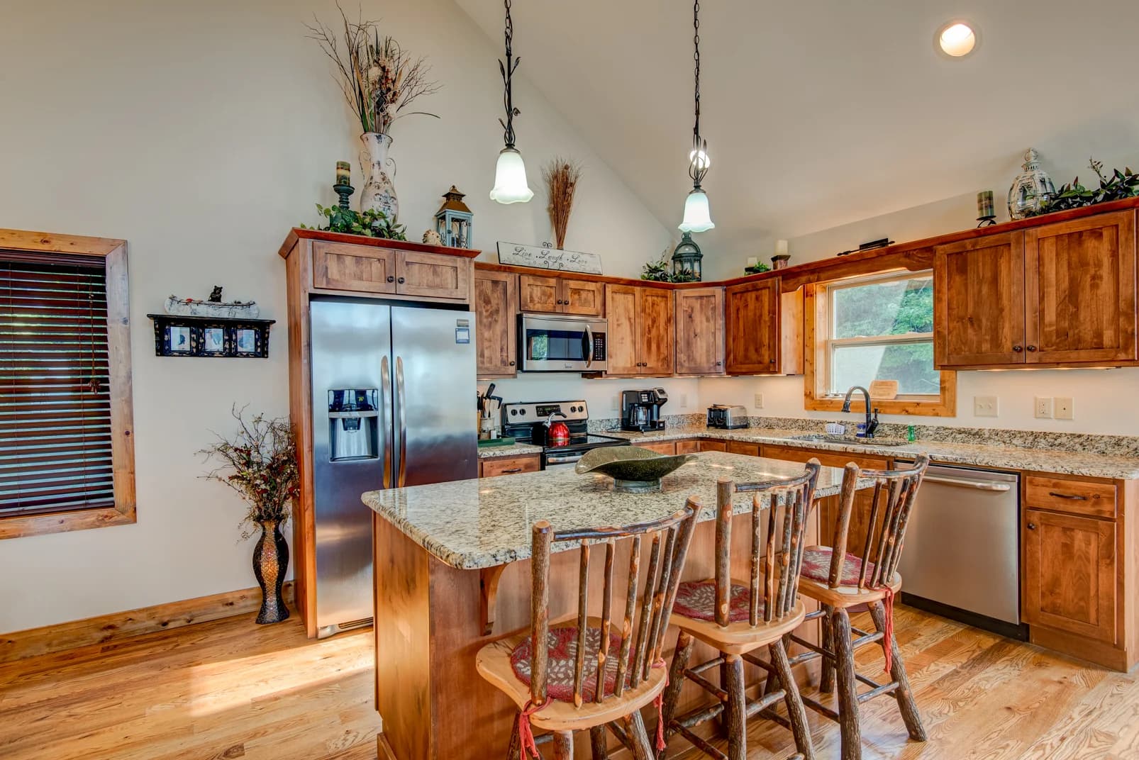 Aussies Den - Image 5