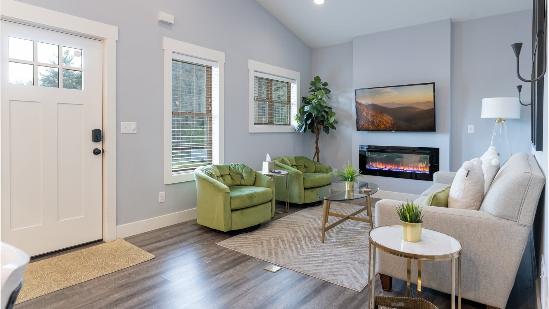 Asheville Getaway - Image 10