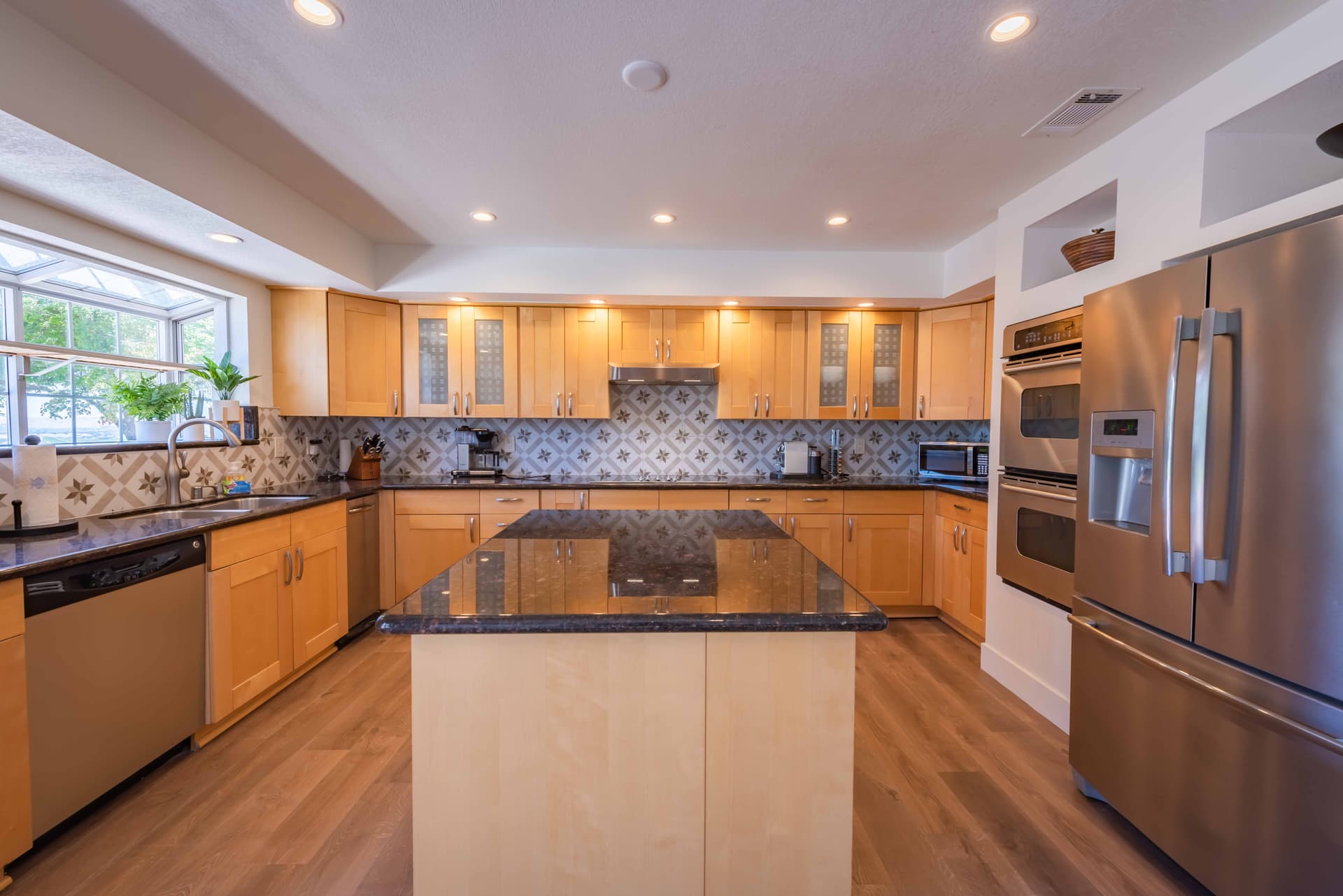 Hilltop Oasis Place - Image 9