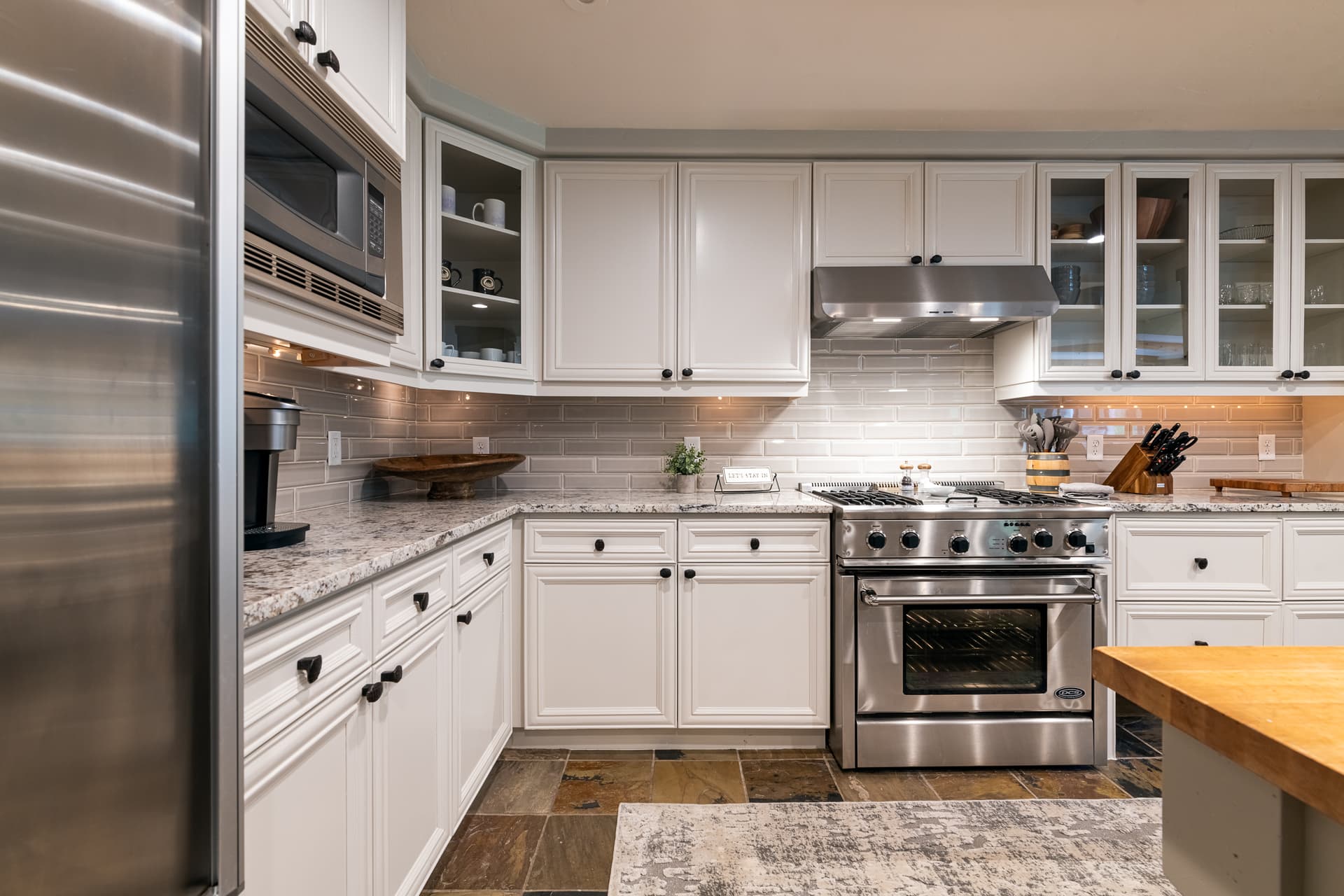 Mountain High at the Plaza - Image 15