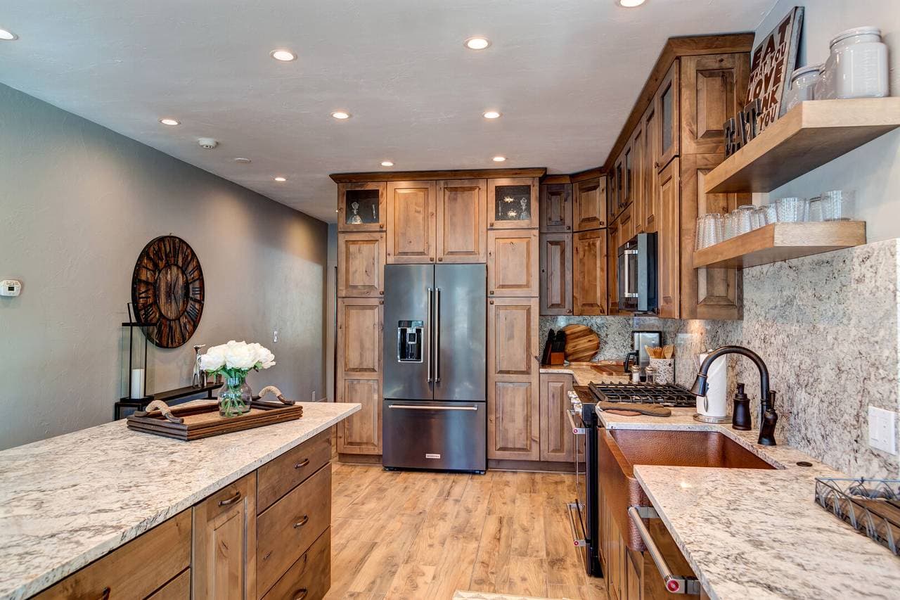 Creekside Escape - Image 7