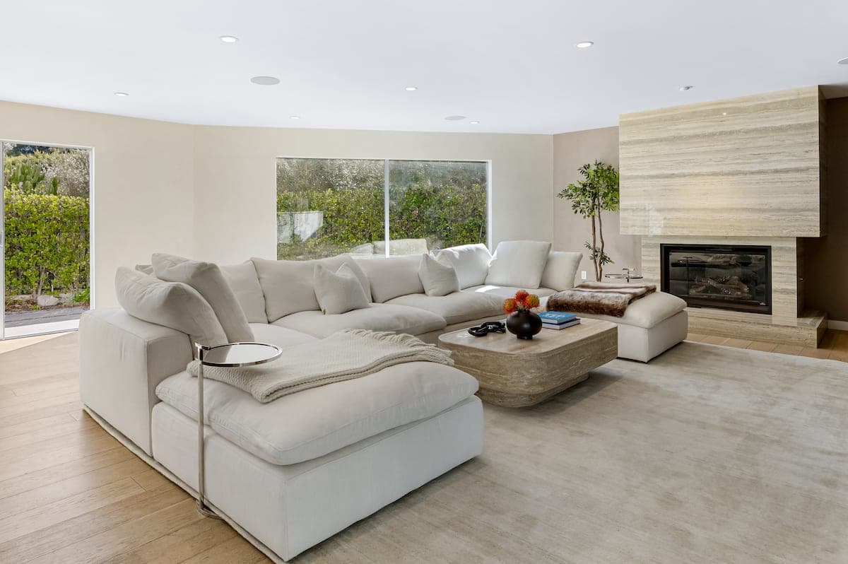 Skyline Chalet - Image 4