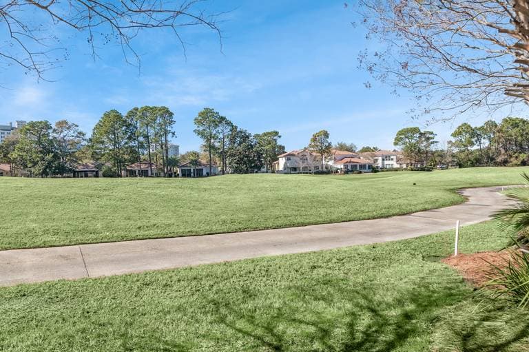 Villa Lago #1856 - Image 27