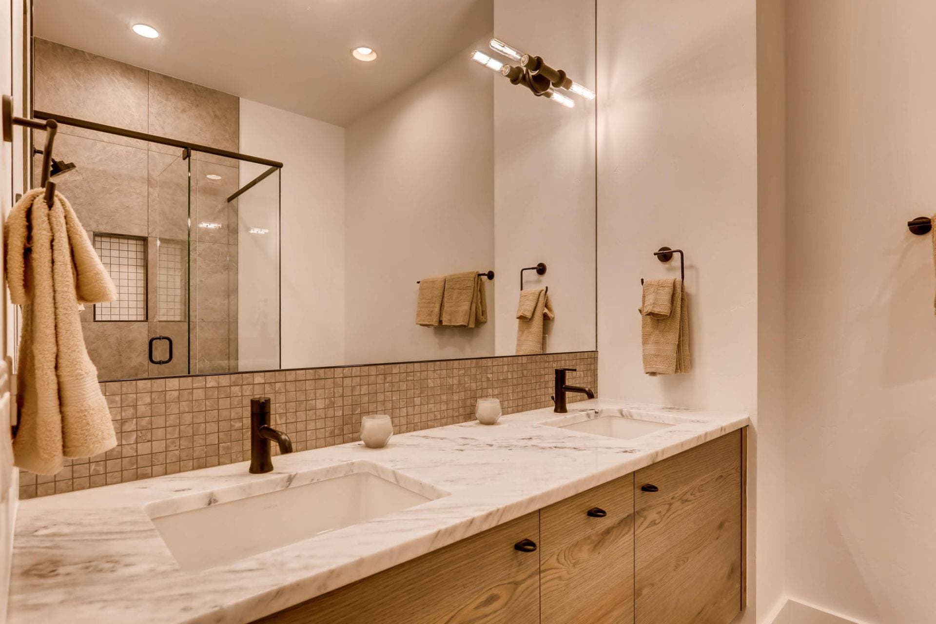 Iron Eagle Landing - Image 21