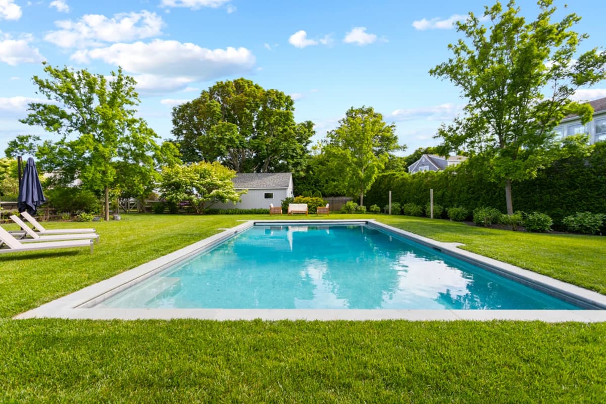 Chatham Farmhouse - Image 2