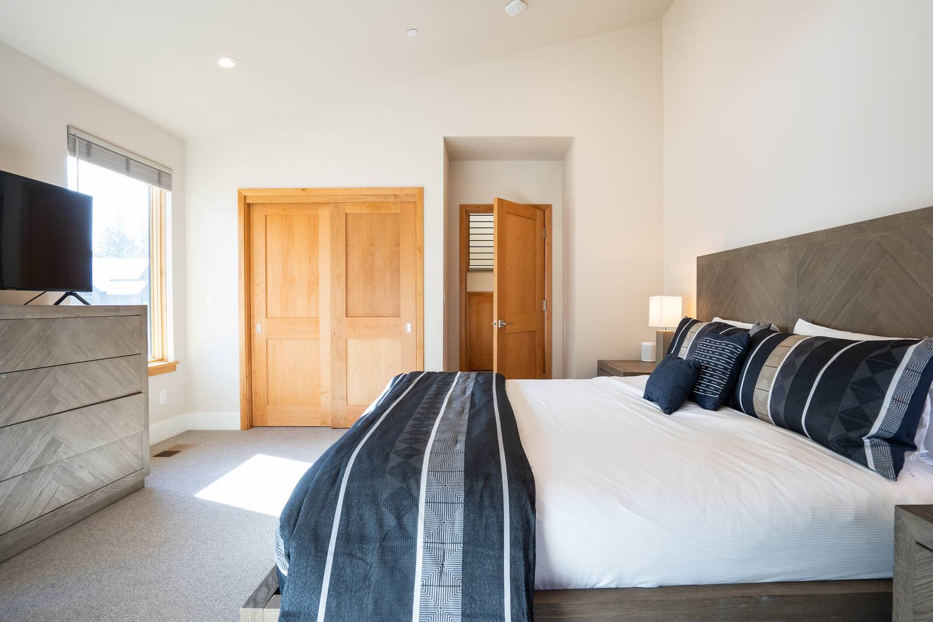 Sutter's Trail 11272 - Image 26