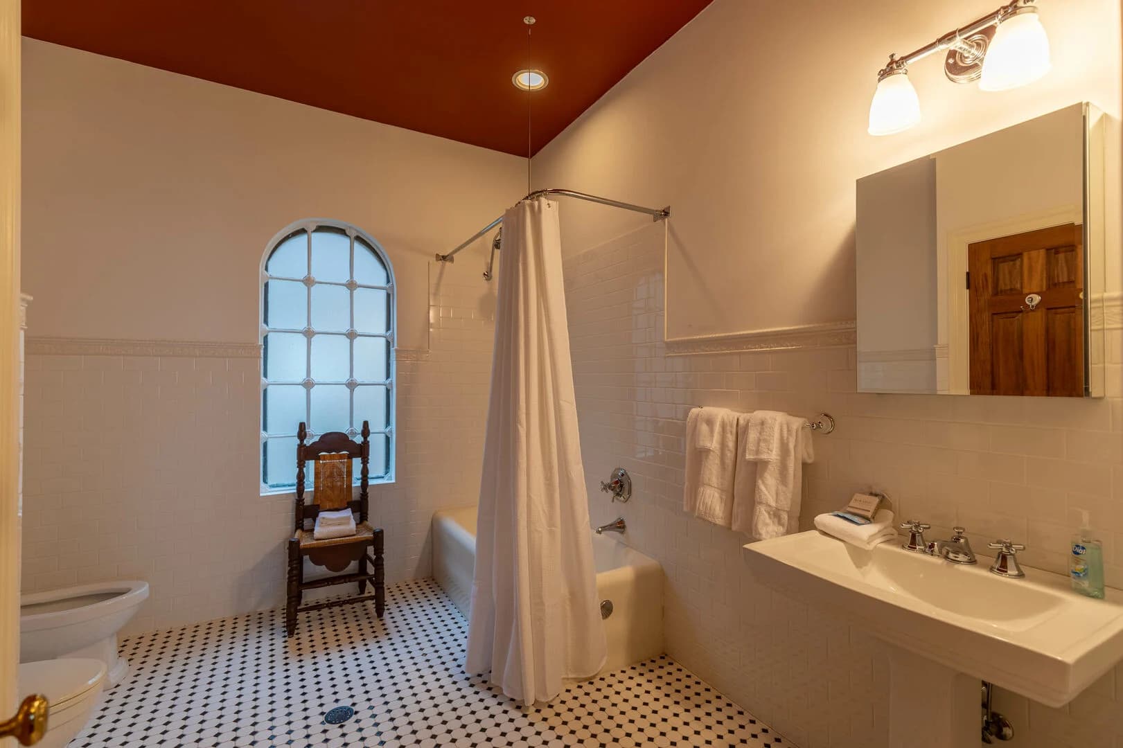 The Castle at Valle Crucis - Image 41