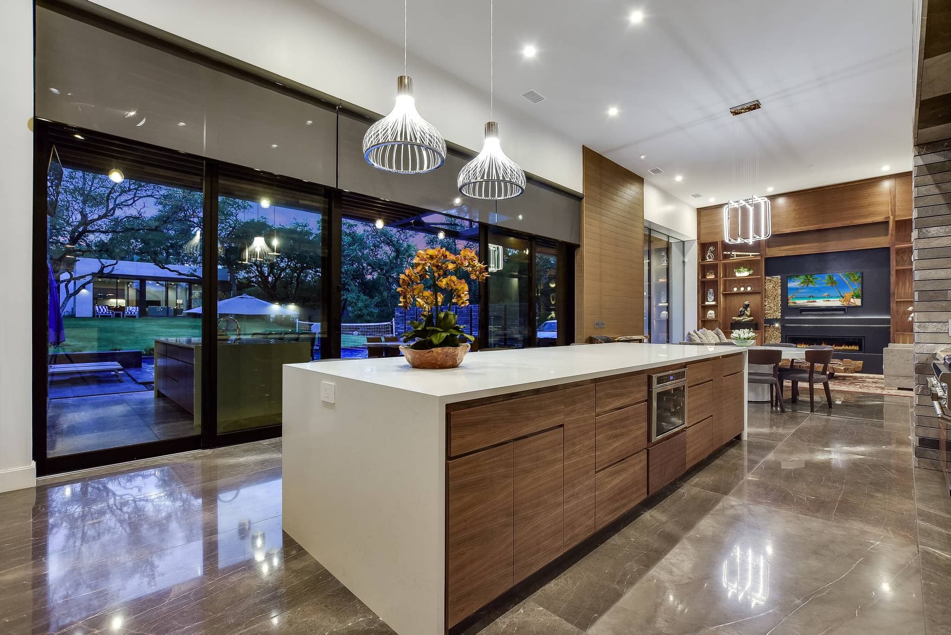 Austin Pinnacle - Image 23