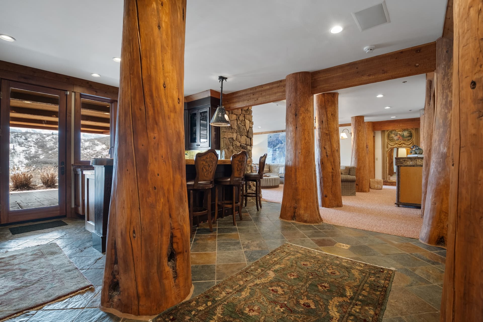 Timber Lodge at the Oaks - Image 14