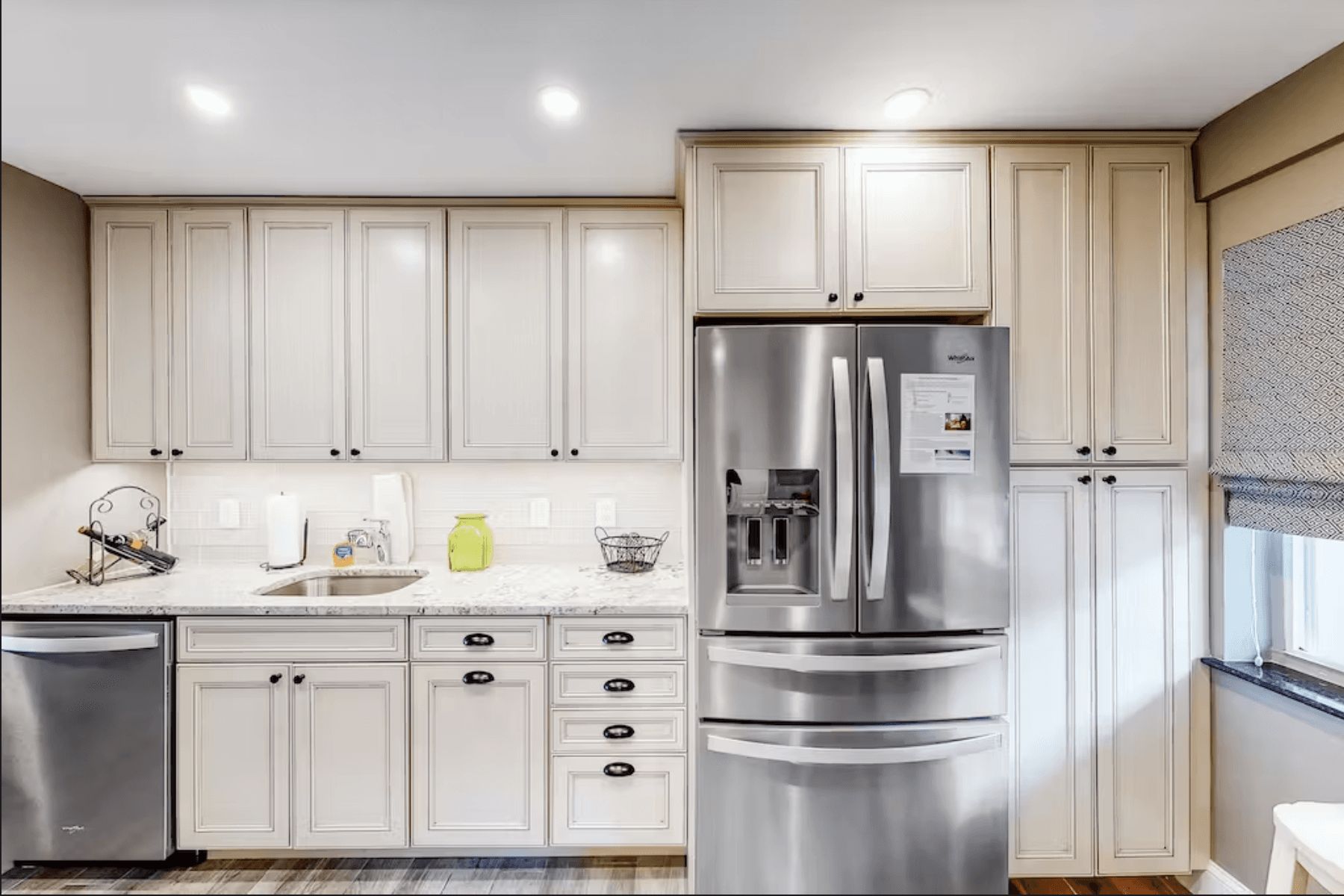 Tradewinds at Smathers Beach - Image 3