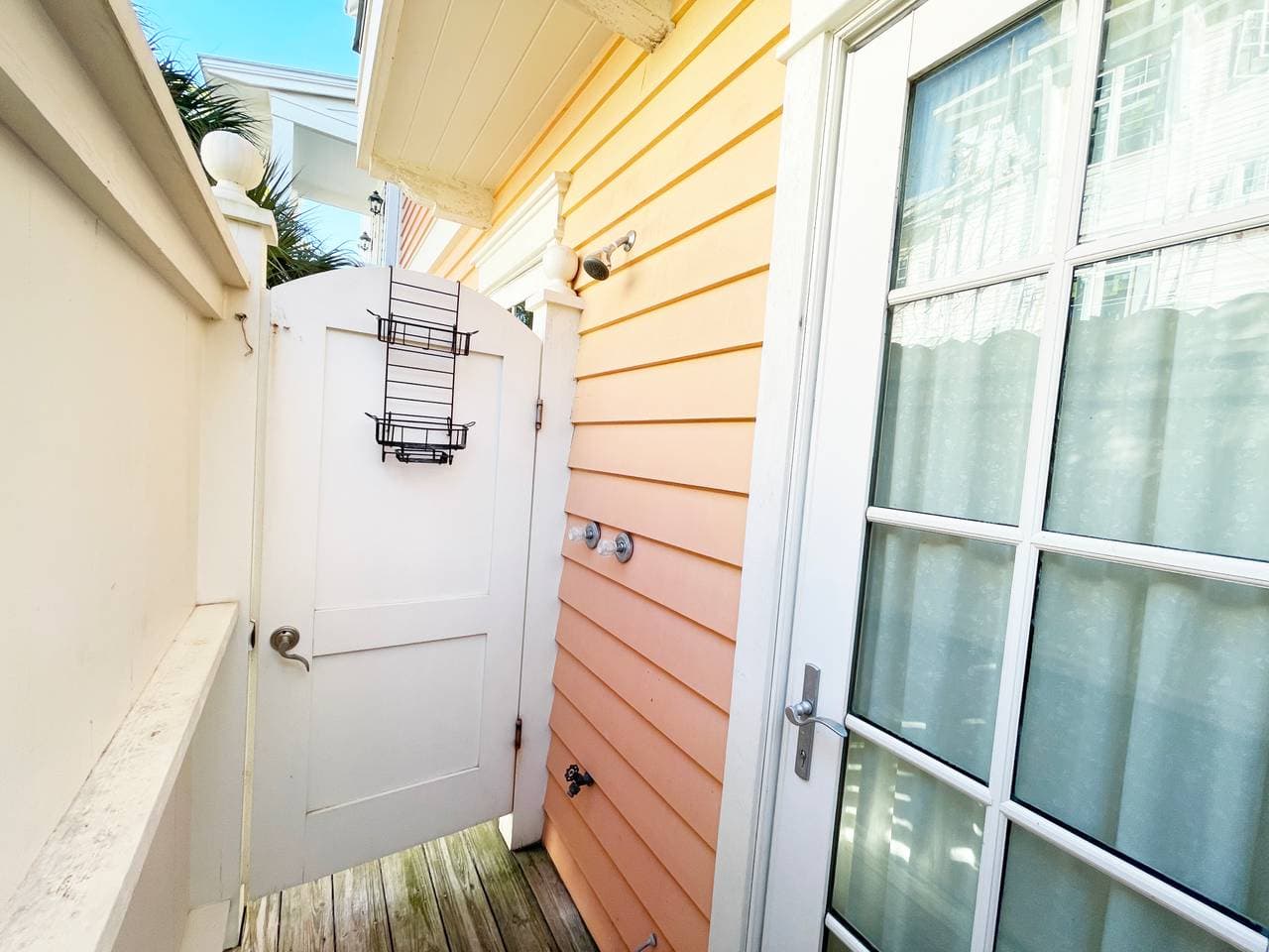 Frosted Orange Home - Image 39