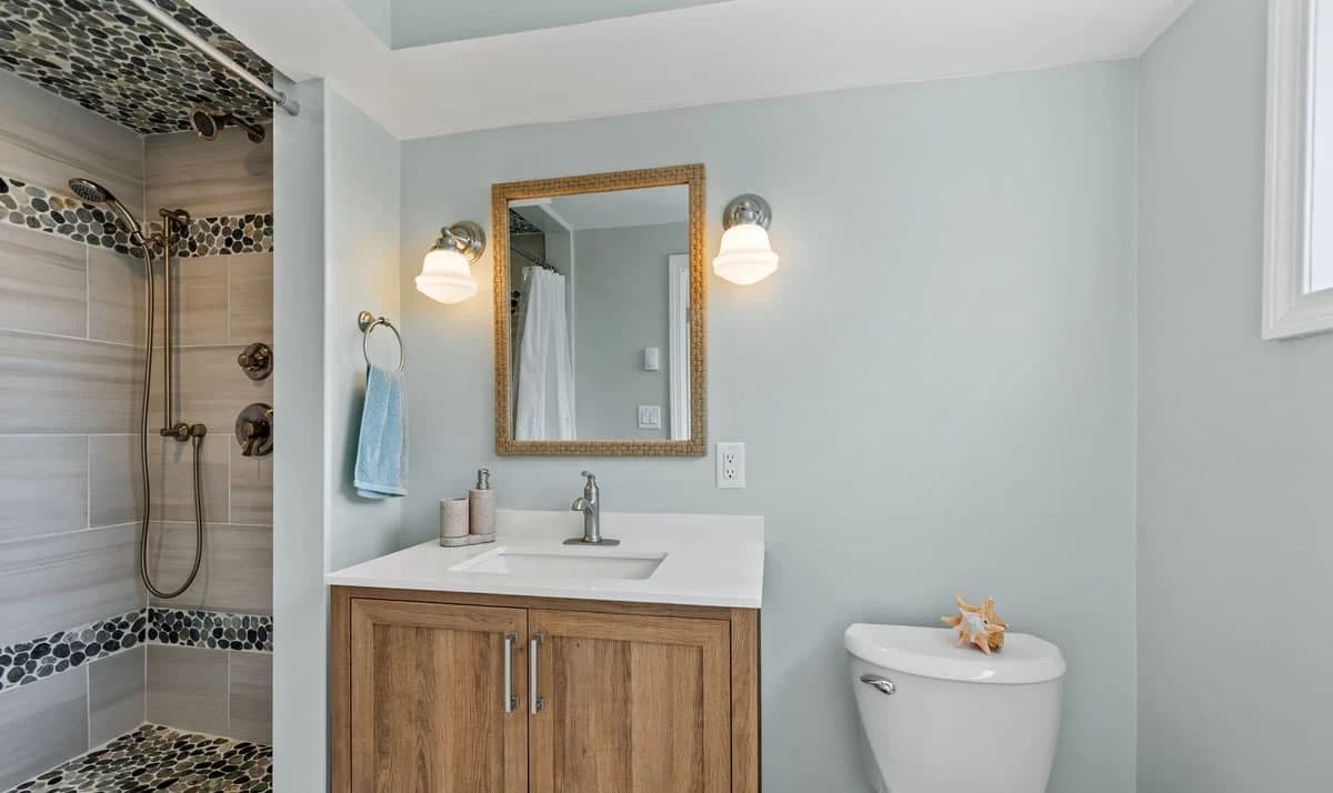 Over the Horizon - Image 24