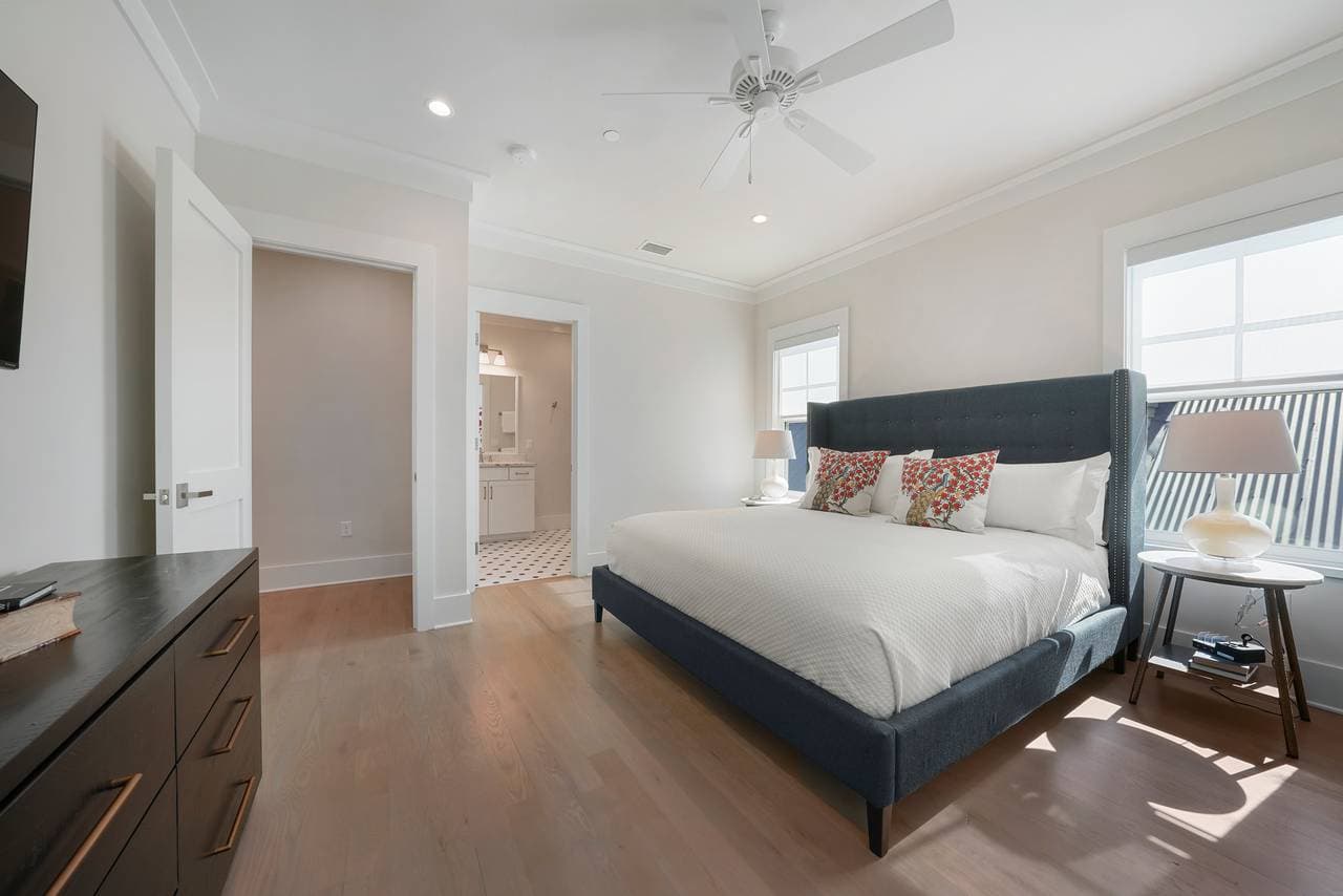 On the Lawn Villa - Image 33