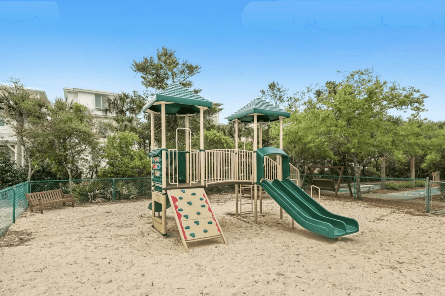 High Pointe 2323 Home - Image 26