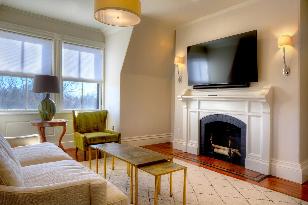 Cliffside Estate - Image 34