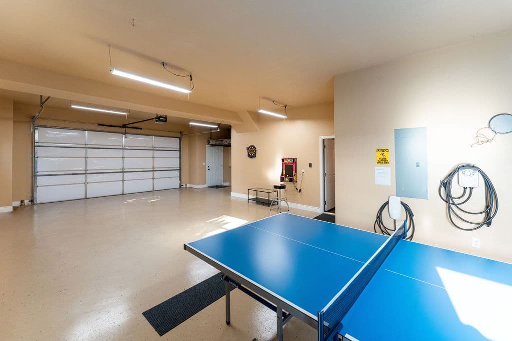 Taking in the View House - Image 32