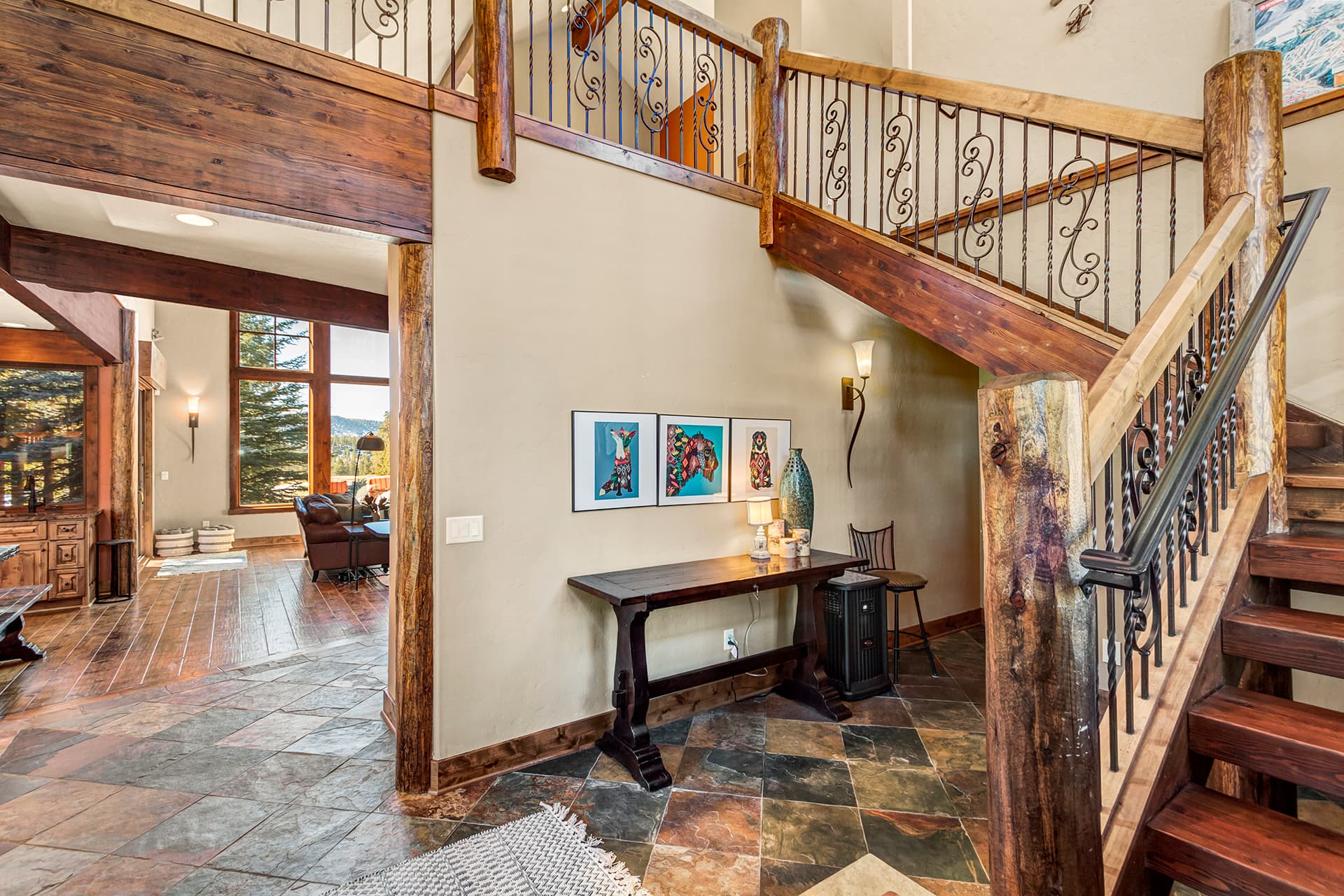 Twin Peaks Lodge - Image 15