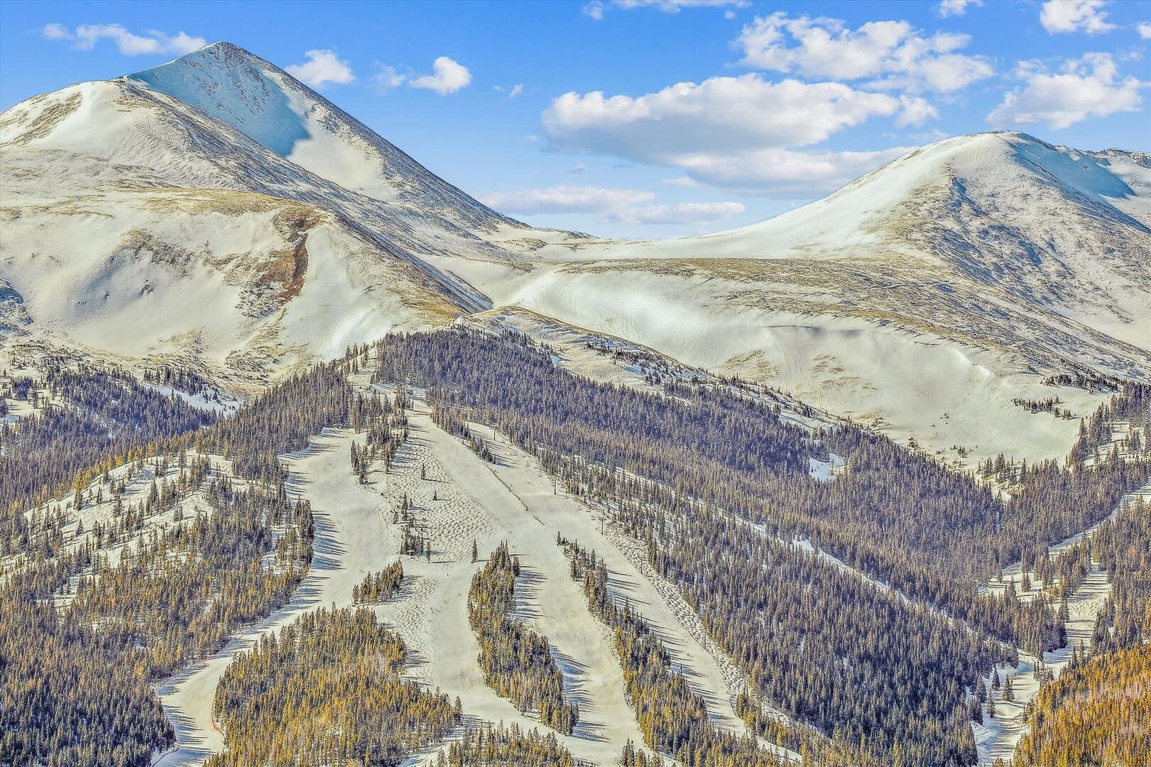 Modern View Manor - Image 53