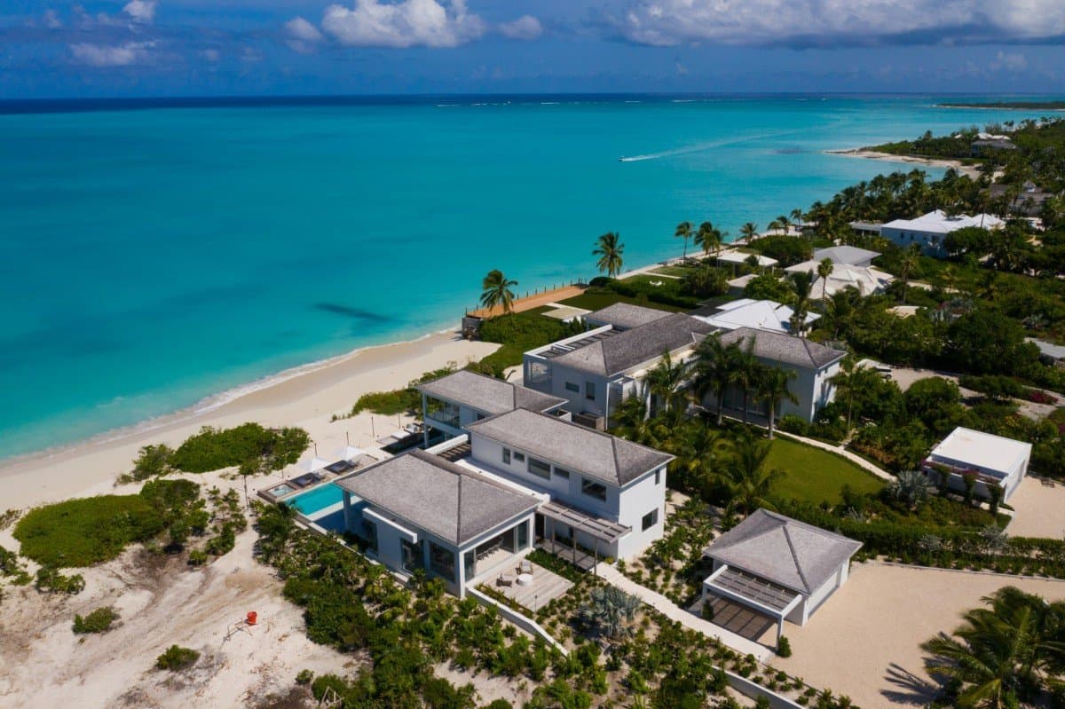 Grace Bay Five Bedroom Beachfront - Image 31