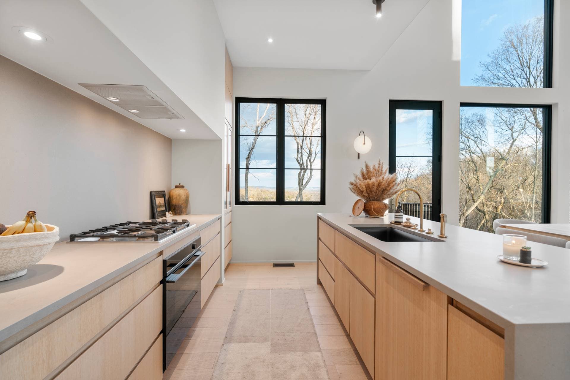 Hilltop Hideaway - Image 6