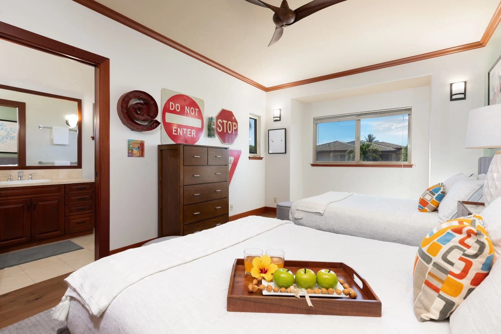 Aloha Joe's Ohana - Image 32