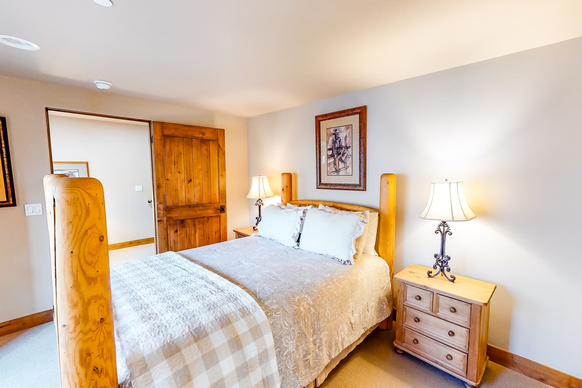 Luxury Mountain Townhome - Image 9