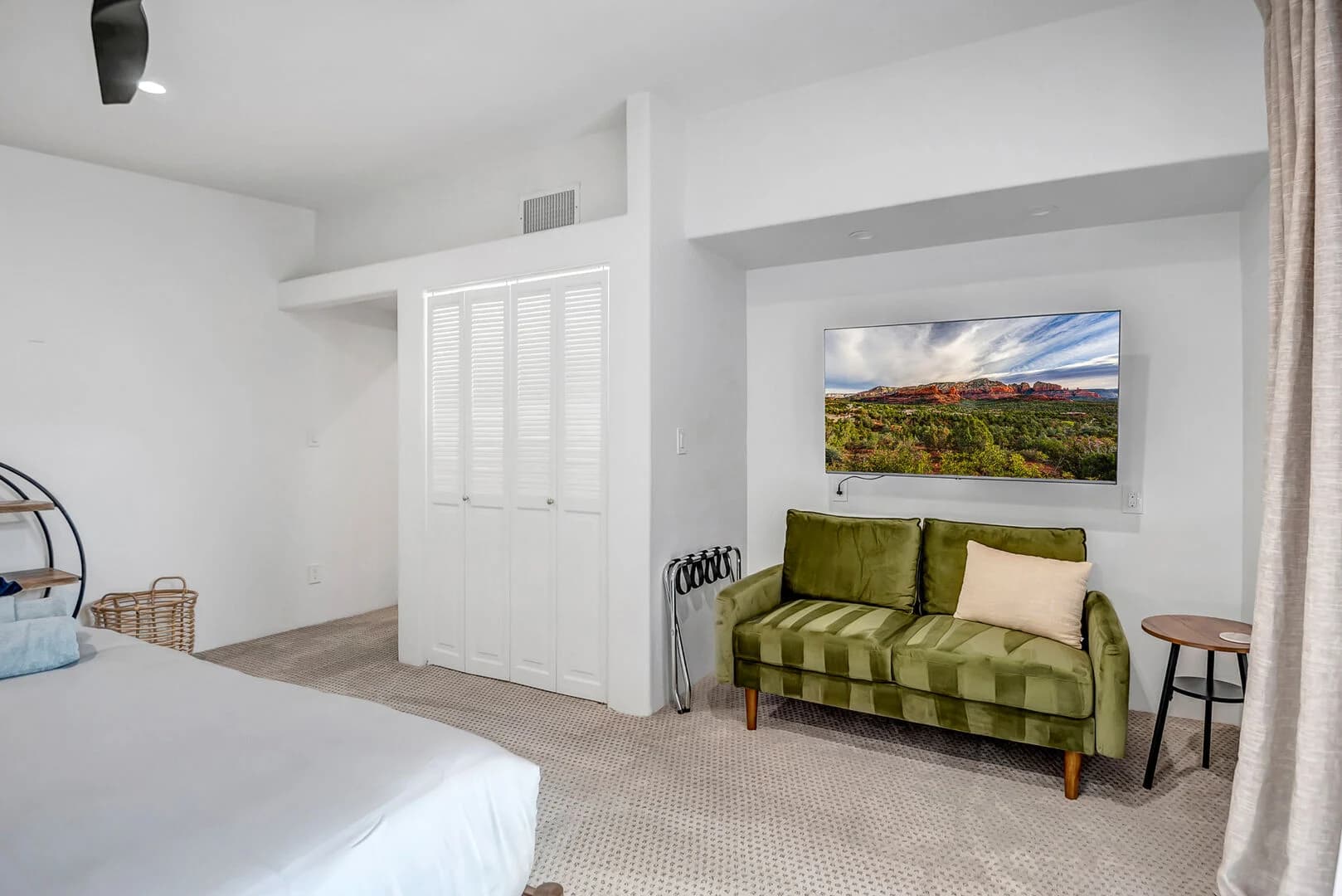 Cathedral Oasis - Image 12