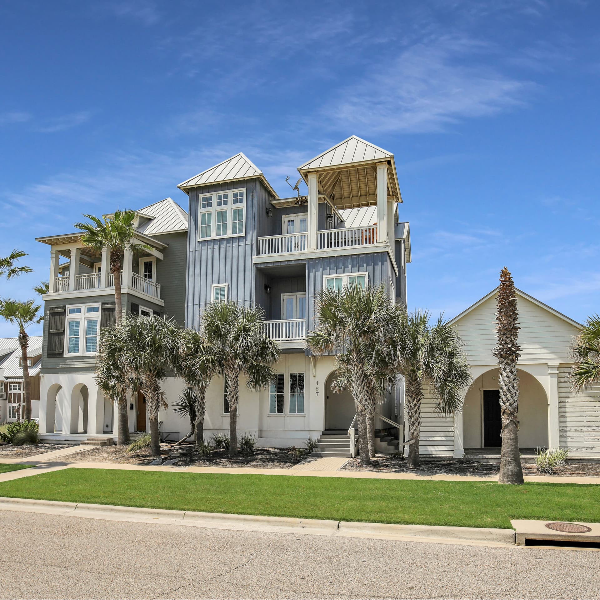 Luxe Palmilla Home - Image 1