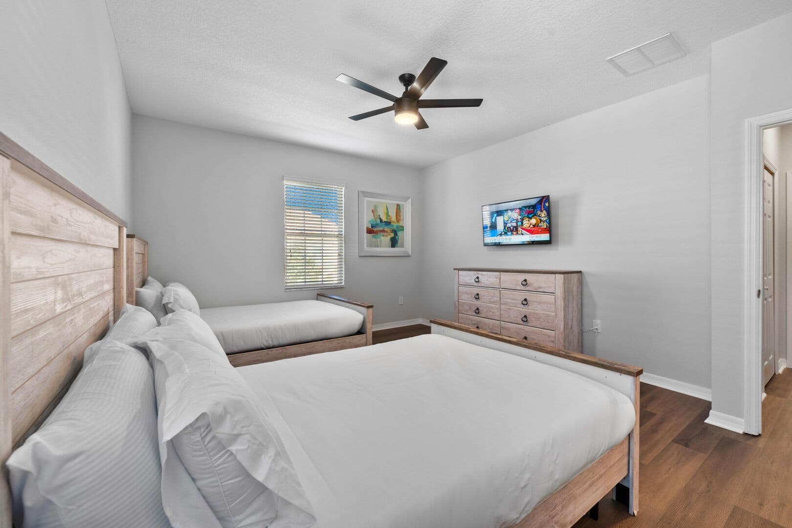 Grand View - Image 23