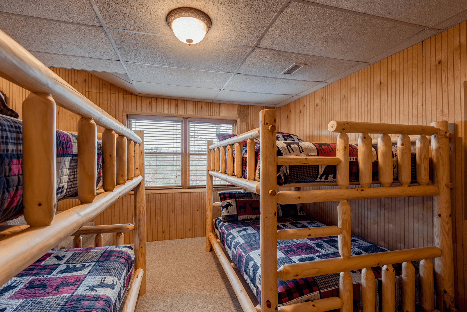 Cozy Bear Cabin - Image 34