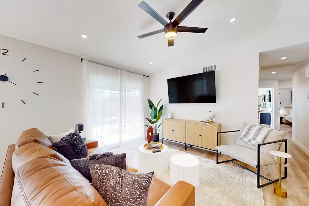 Grand Palms - Image 4