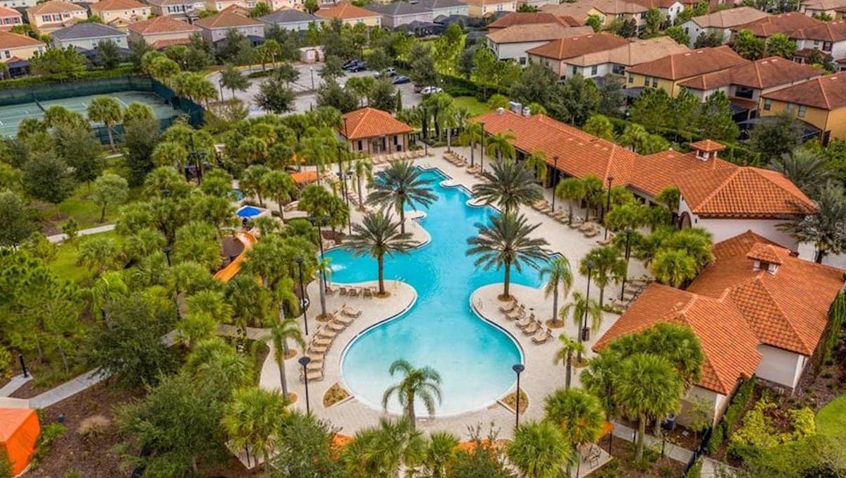 Lake View Villa - Image 44