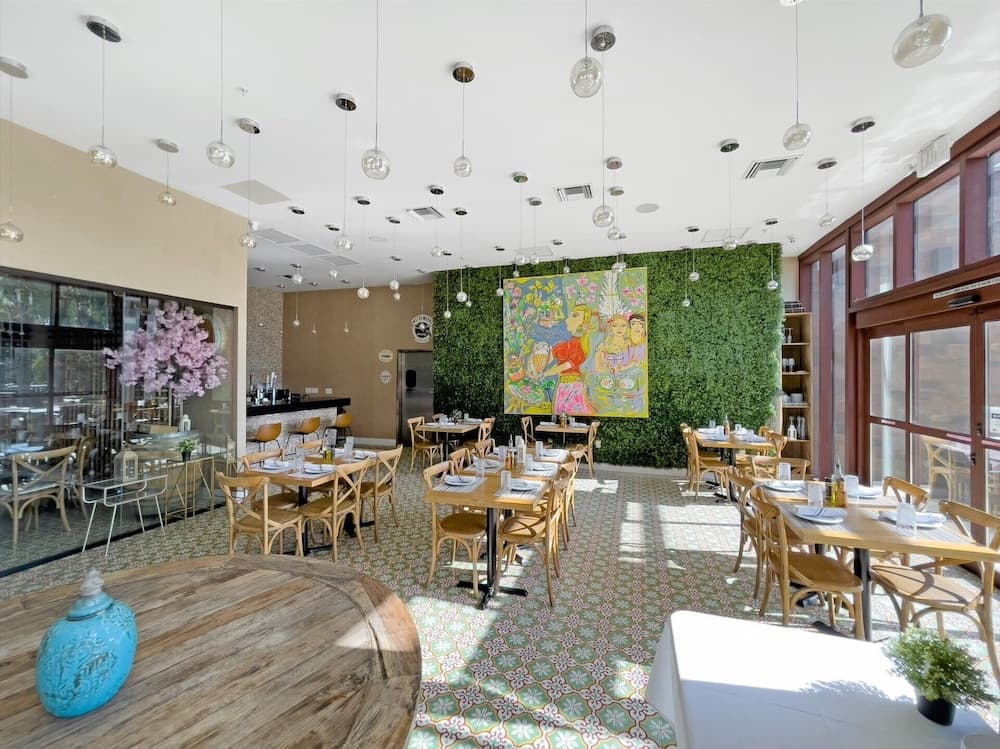 Central Quest - Image 38