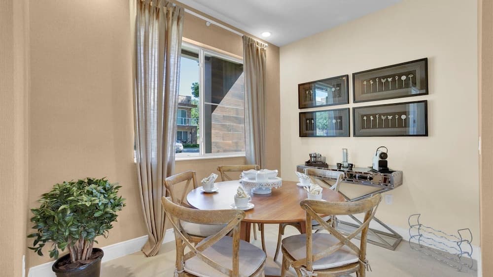 Central Quest - Image 8