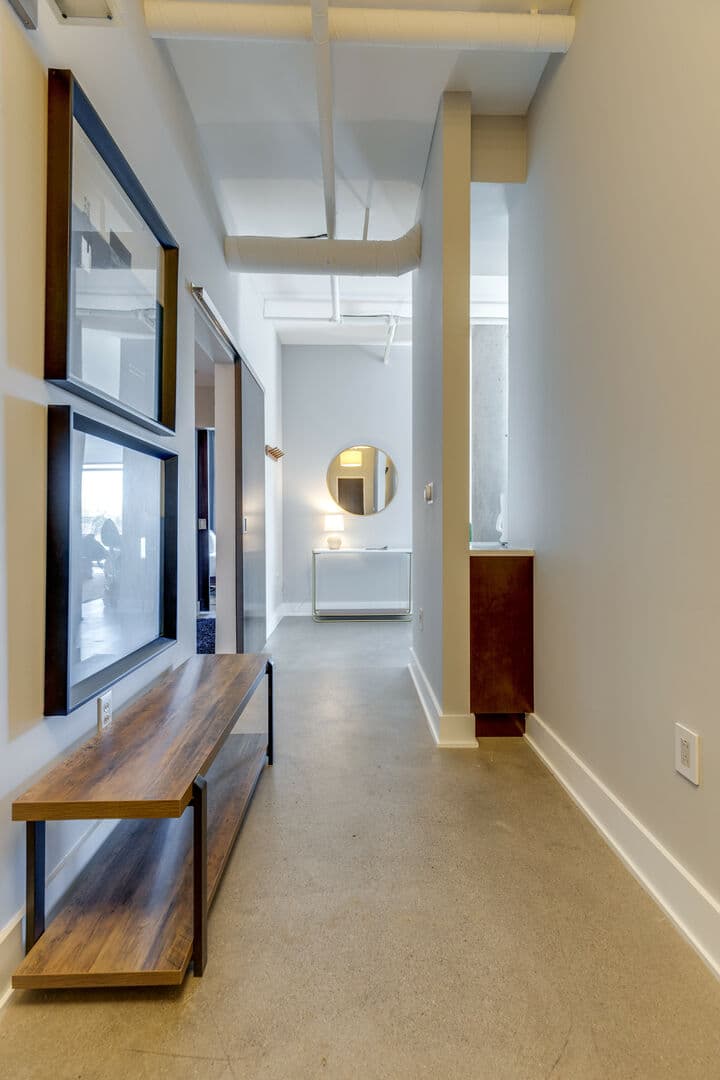 Spring Residence - Image 4