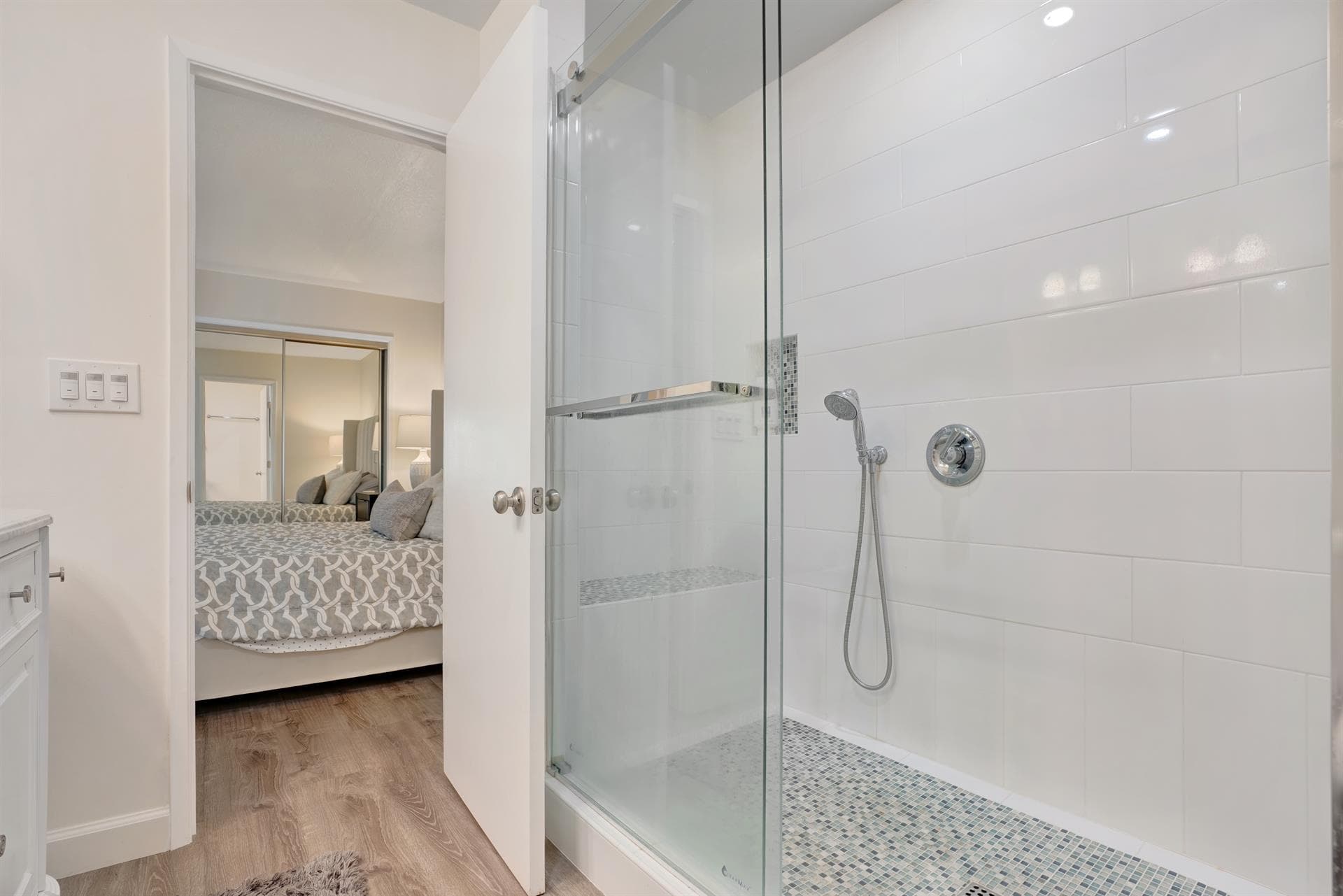 Marina Muse - Image 22