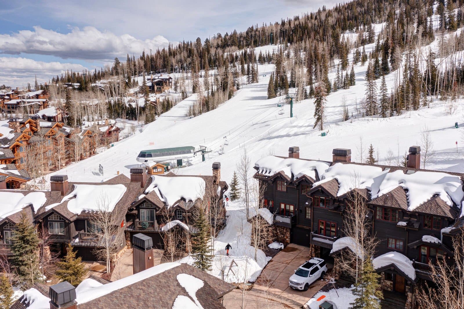 Star House - Image 50