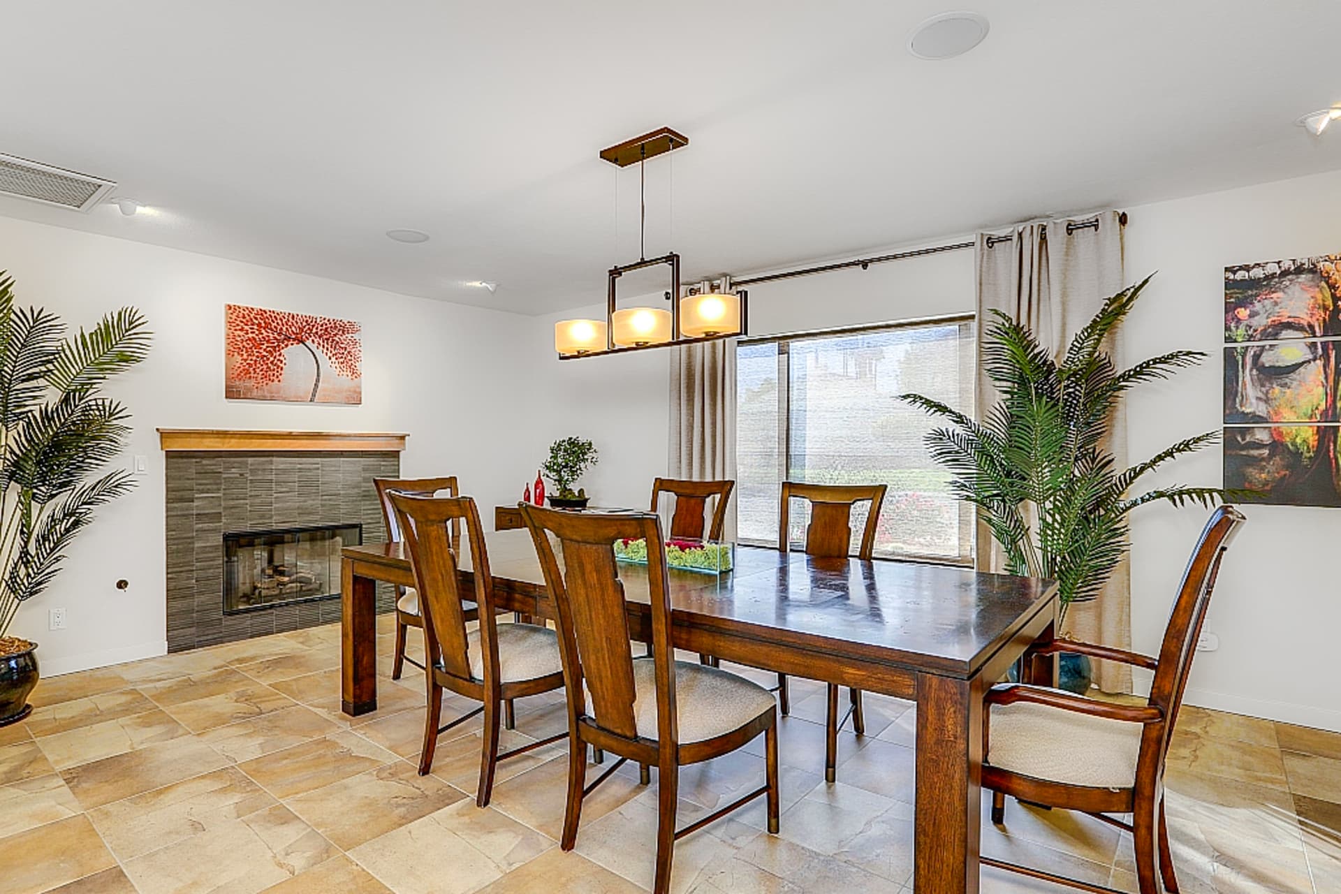 Bev Palm Springs Home - Image 4