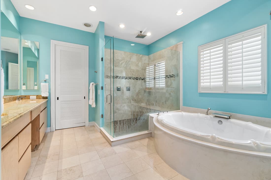 South Beach - Image 21