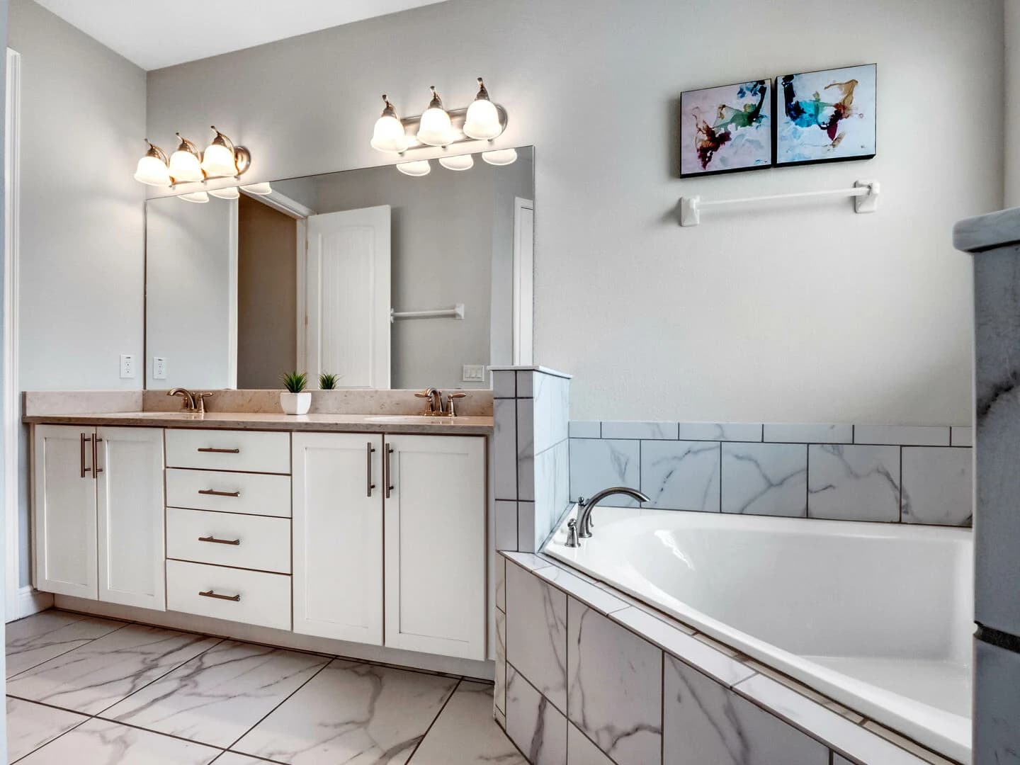 Vacation Station - Image 17