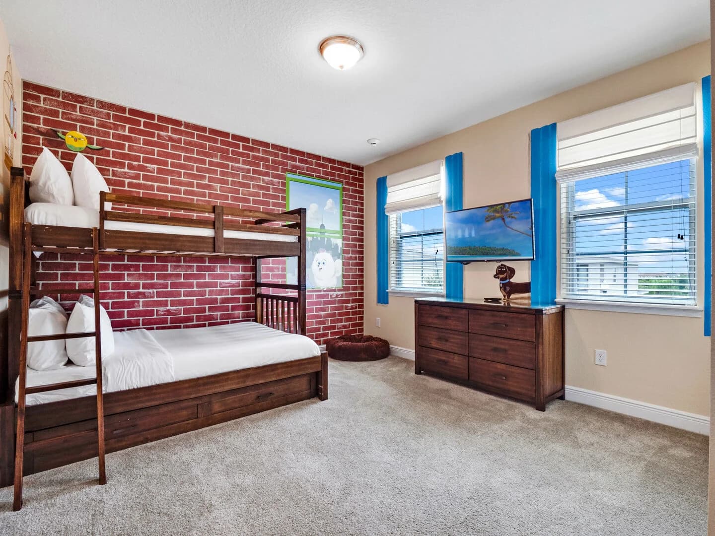 Vacation Station - Image 32