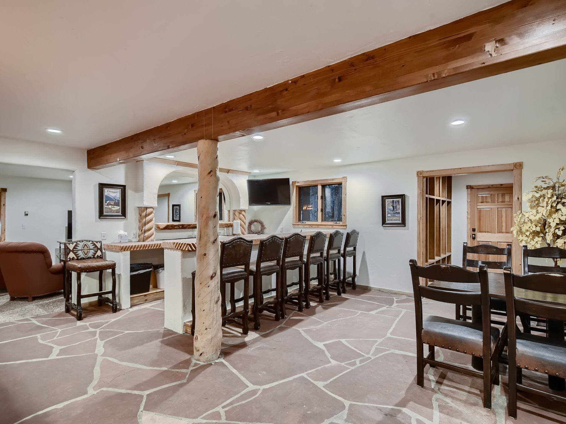 Lodge at Ski Hill - Image 7