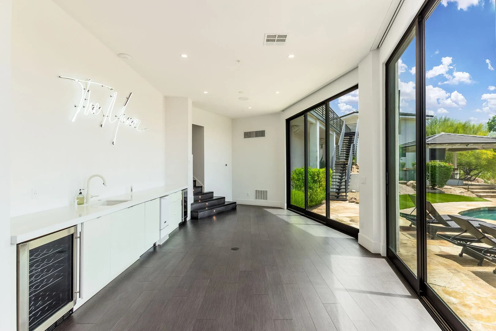 Valle Vista Manor - Image 81