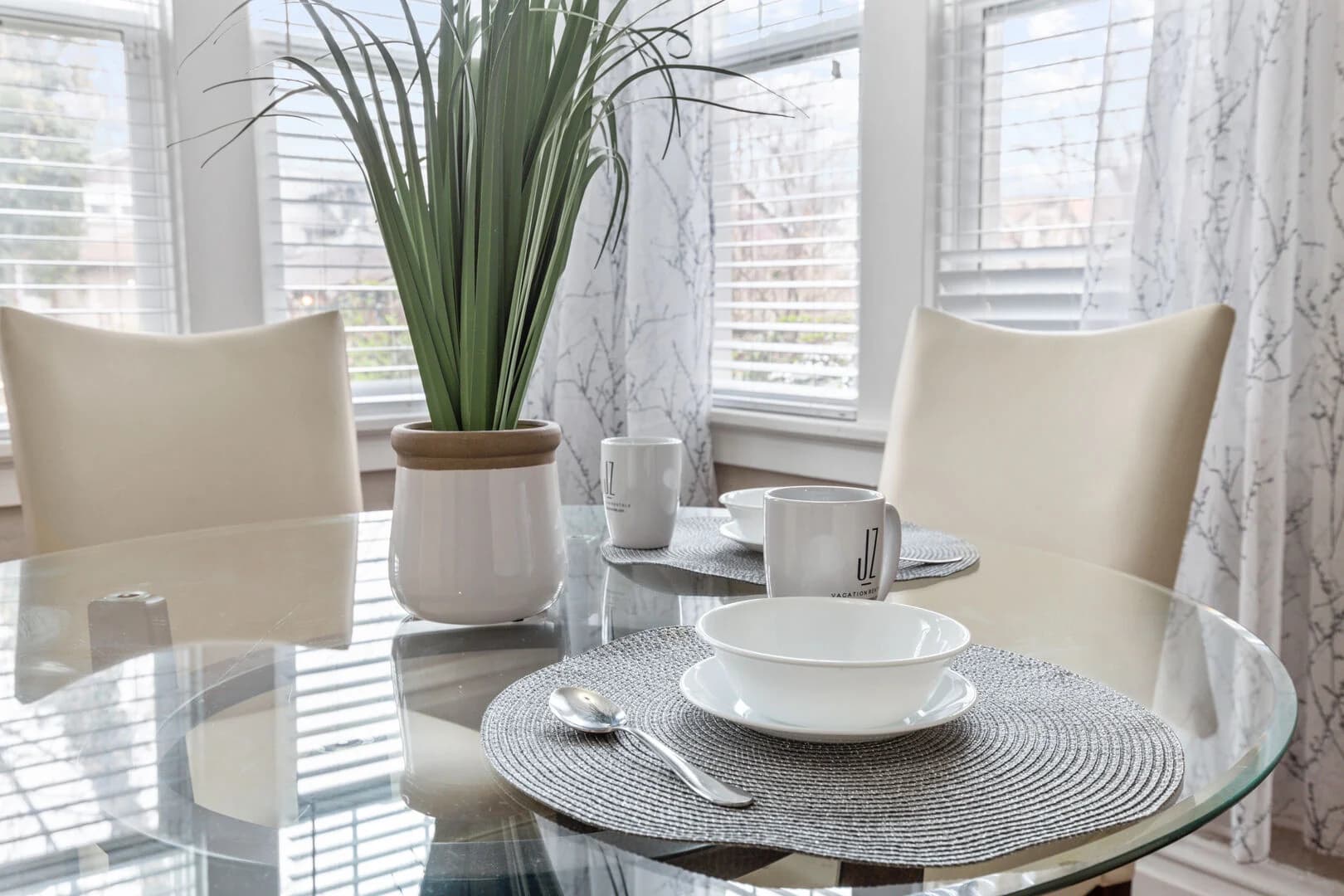 Kingshighway Manor - Image 12