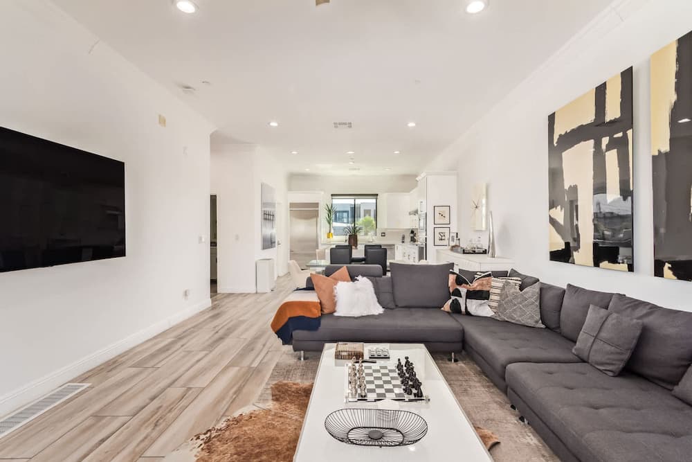 Desert Oasis - Image 3