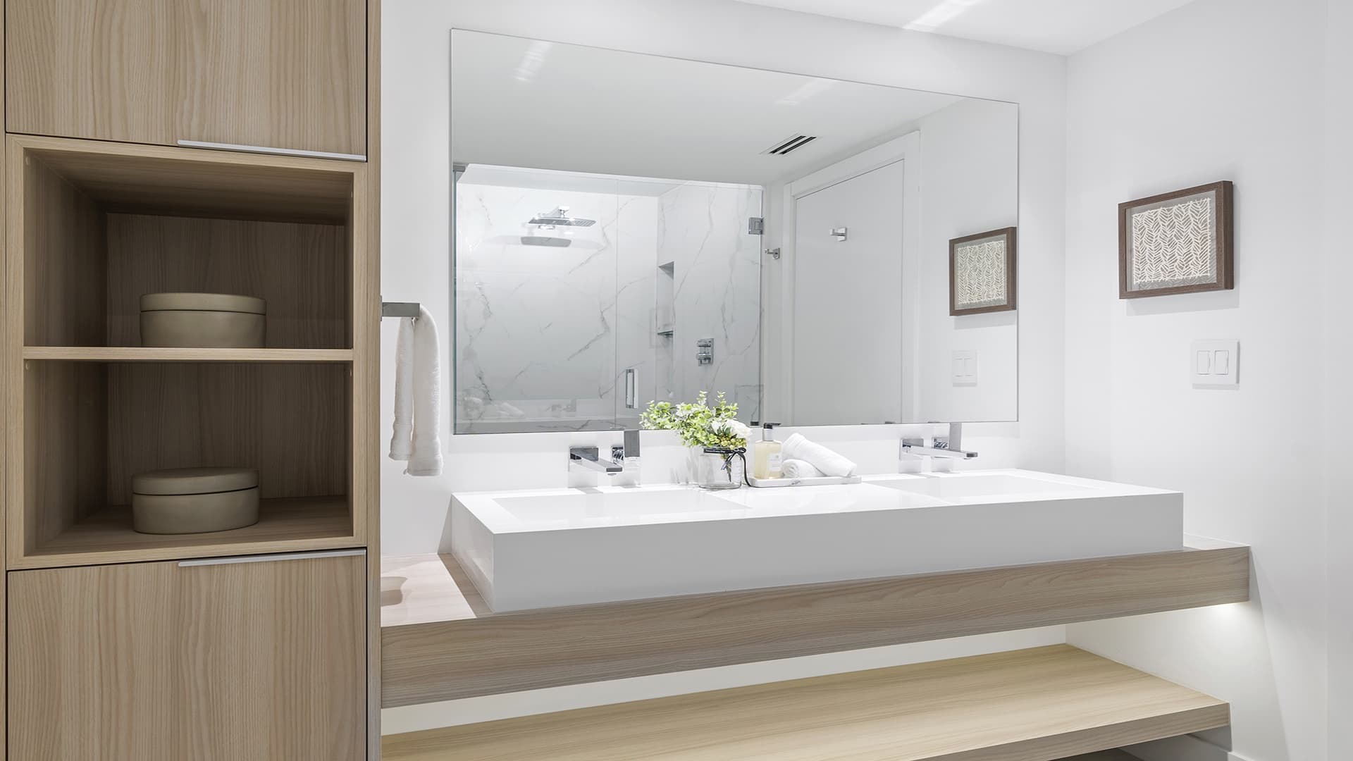 Roney Palace Residence #641 - Image 19