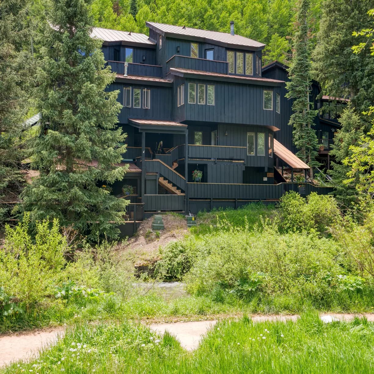 Manitou Riverhouse #115 - Image 16
