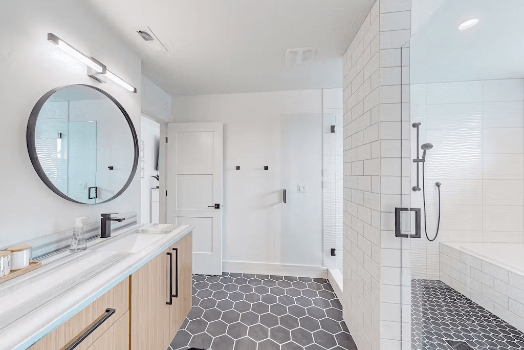 Gem House - Image 21