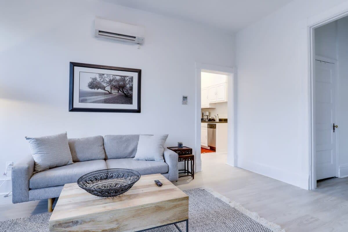 Vantage Residence - Image 7