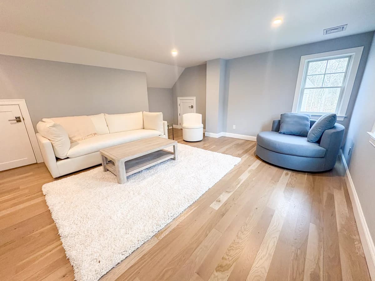 Olivia's Oasis - Image 21